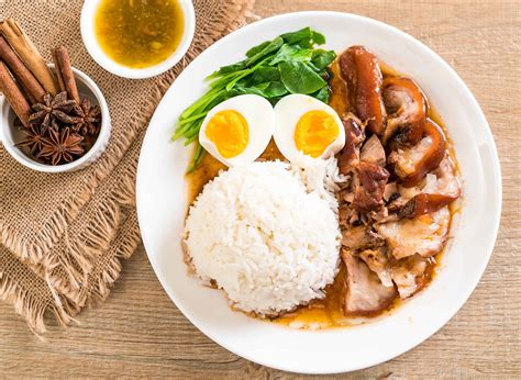 Kuching Flavor Pork Leg Rice & Bak Kut Teh - Farley Mall Cafe (6th Mile