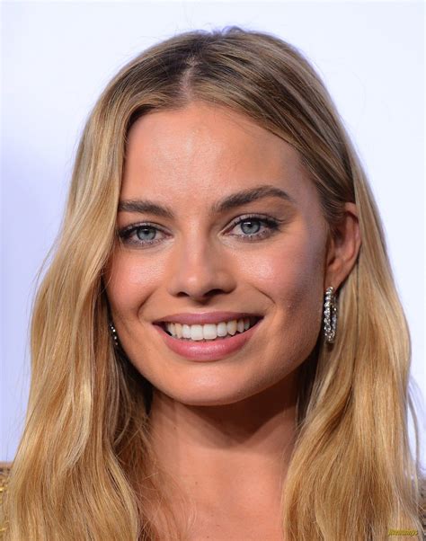 Hot Female Celebrities from movie television music modeling and sport