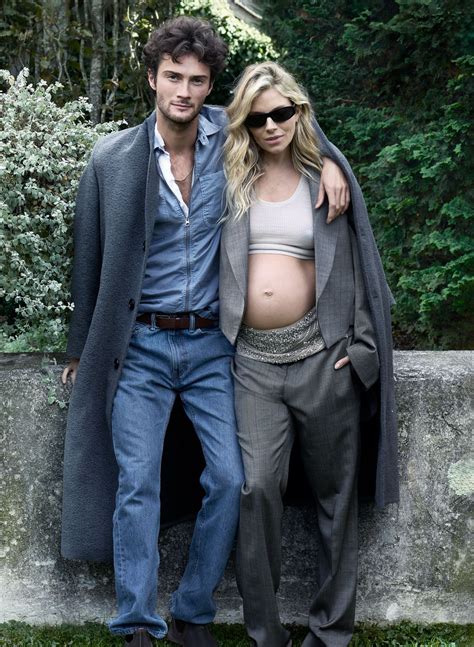 Sienna Miller: "Oli Green se esforzó mucho por convencerme de que