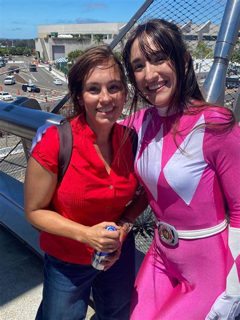 Amy Jo Johnson | Our silly LIVE reading of #mmprthereturn issue #2 with