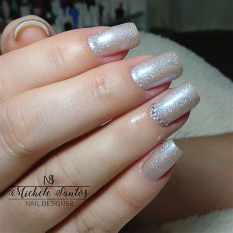 Unhas Claras E Delicadas Com Glitter - Unhas lindas - unhas delicadas- unhas com glitter - unhas divas - unhas ...