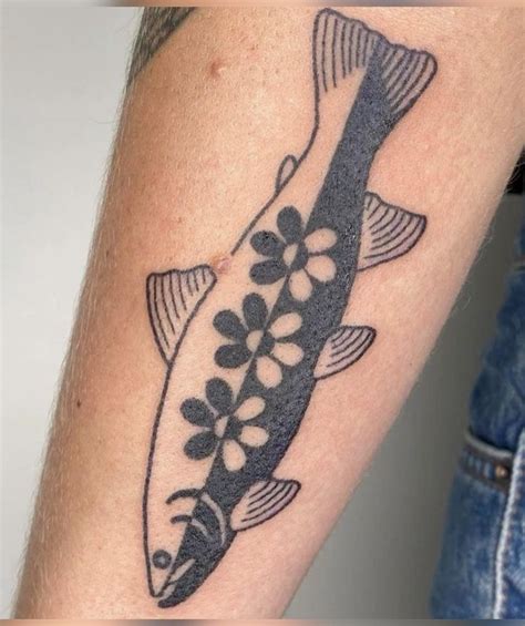 fish tattoo | Funky tattoos, Tattoos, Simplistic tattoos