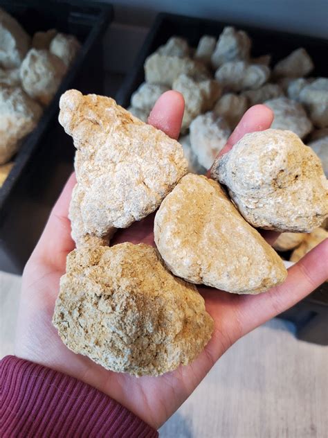 how to break open geodes