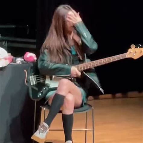 BEST THING THAT HAPPENED IN KPOP on Twitter: "ONE CHANCE IS ALL I NEED ...