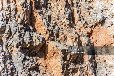 Latar Belakang Dan Tekstur Lapisan Gunung Dan Retakan Di Batuan Sedimen ...