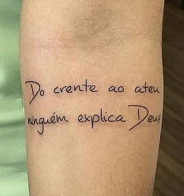 Frases De Deus Para Tatuagem Masculina - Tatuagem Masculina no Braço com frases de Deus para Você se Inspirar