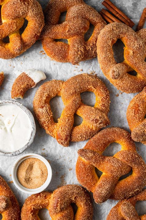 Cinnamon Sugar Mall Pretzel Recipe | Besto Blog