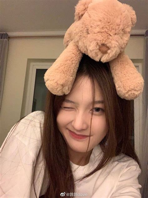 pin oleh  mghny gadis cantik korea  cantik gaya rambut