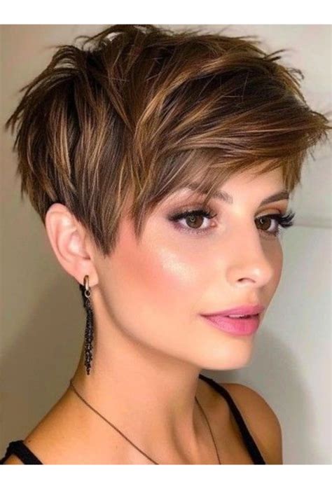28 Gorgeous Pixie Hairstyles For Thick Hair | Fabbon