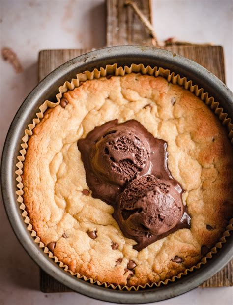 pizza hut cookie cake 1