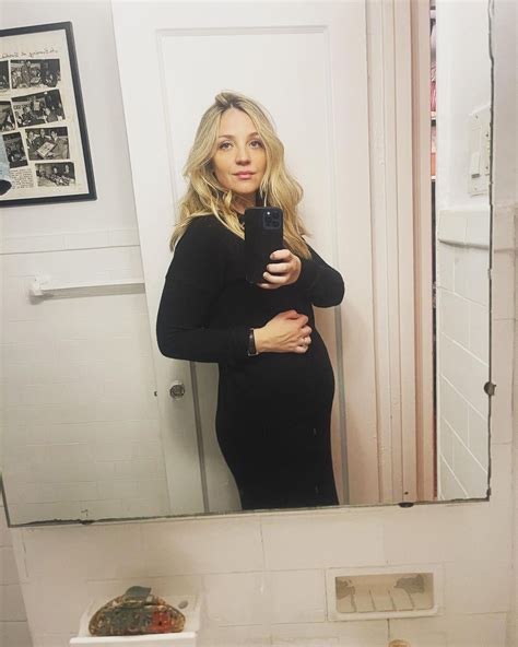 'SNL' alum Abby Elliott gives birth, welcomes second baby with husband