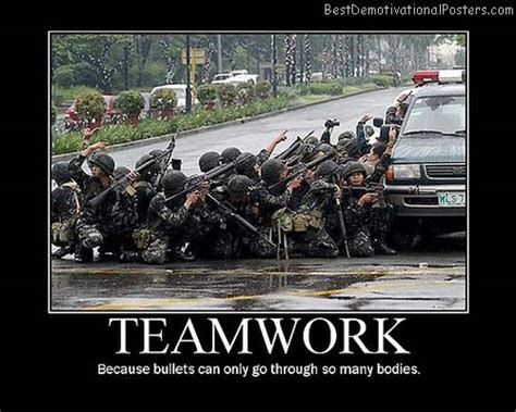 Teamwork - Demotivational Poster