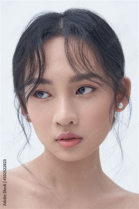 beauty portrait  asian female face  natural skin  white