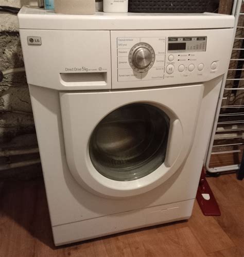 узкая стиралка LG Direct Drive 6 kg