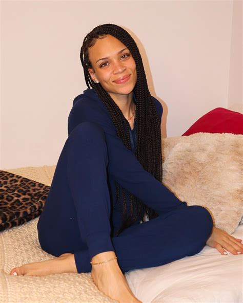 Ivie Eboigbodin (@ivie_) • Instagram photos and videos