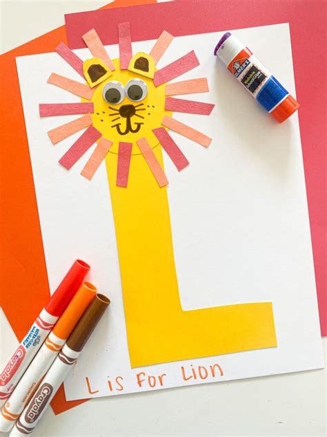 easy letter crafts  abcdee learning preschool letter