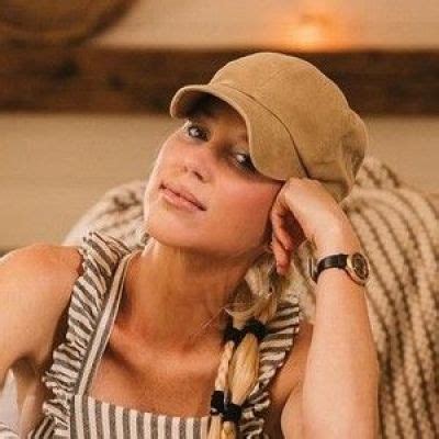 galey alix wiki age bio height boyfriend career net worth