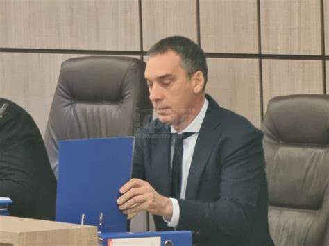 Димитър Николов призова общинските съветници за подкрепа във волейболно ...