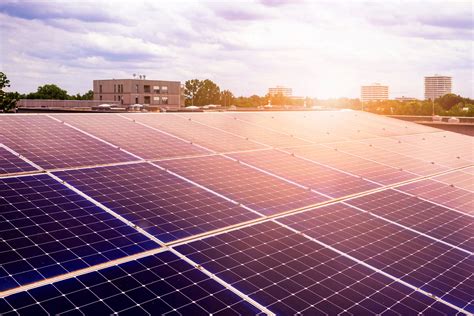 Solar-driven adaptive coating for the radiation cooling of buildings