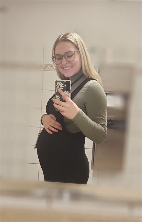My husband took so many pictures when I was pregnant but not so many