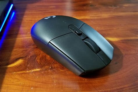 how to connect g305 mouse
