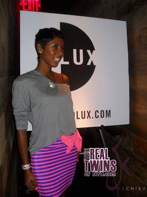 The Real Twins of NYC: SACHIKA TWINS ATTEND DORIAN GRACE'S WWW.SHOPDLUX