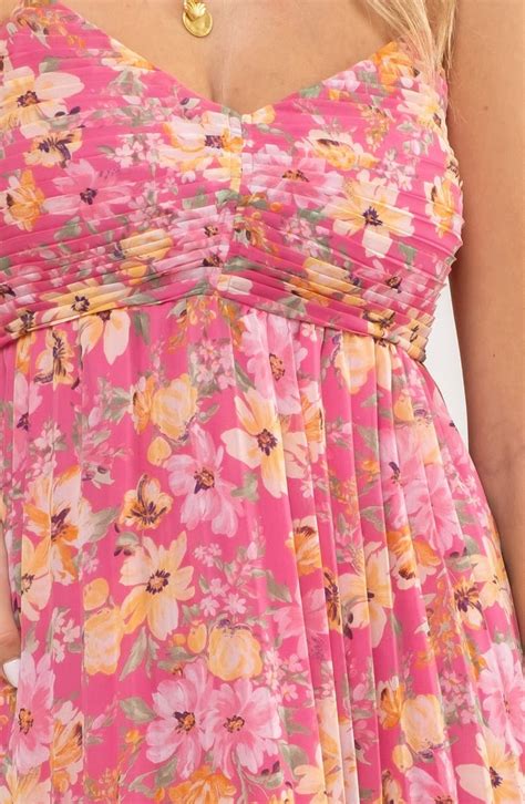 AUGUST SKY Floral Pleated V-Neck Maxi Dress | Nordstromrack
