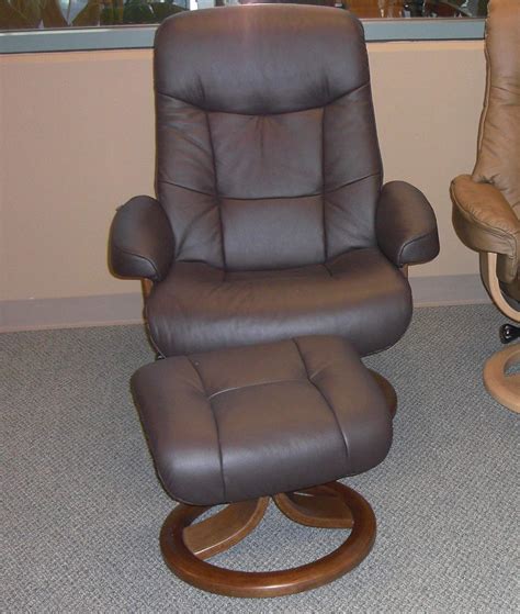 Fjords Muldal Large Recliner Chair With Ottoman, Havana Dark Brown