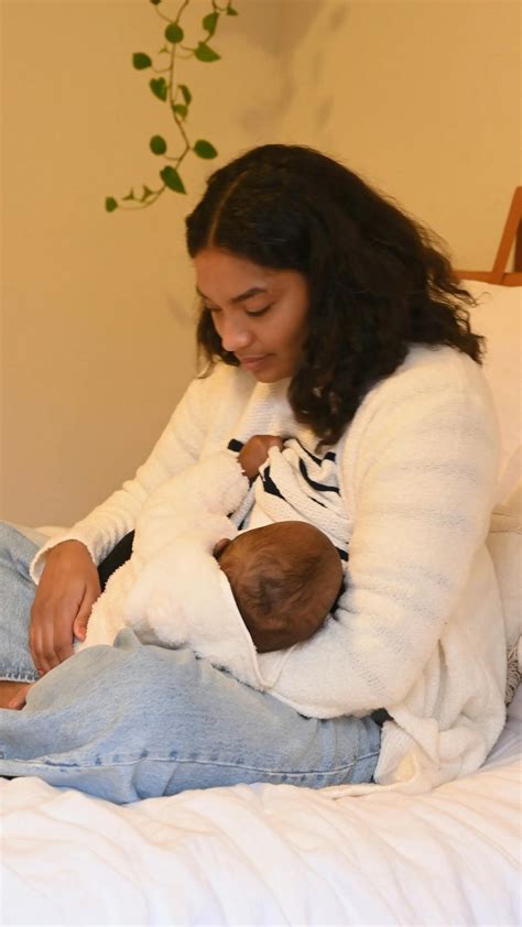 Women Breastfeeding Videos, Download The BEST Free 4k Stock Video