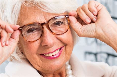 multifocal lenses  ultimate  clear vision   distance