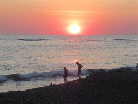 Playa El Tunco (Surf City)