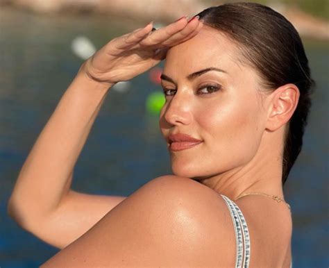 Top 10 Most Beautiful Turkish Actresses Television