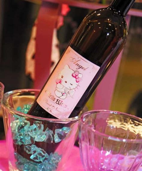 SHAMPALOVE: Hello Kitty Wine Anyone