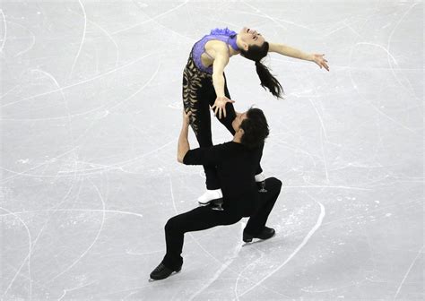 Tessa Virtue et Scott Moir porte-drapeaux d'Équipe Canada à PyeongChang