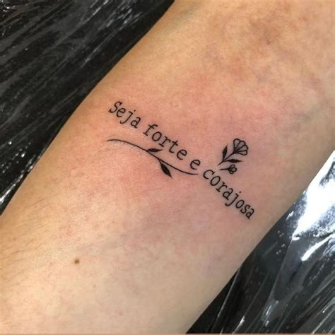 Tatuagem Seja Forte E Corajosa Significado - Tatuagem seja forte e corajosa: 30 ideias lindas para se inspirar
