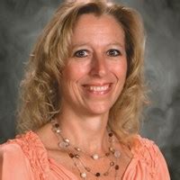 Cindy Paulson: The Key Witness Who Helped Solve a Serial Killer Mystery - 71efv5d