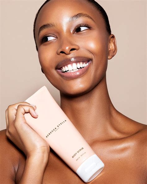 Rebecca Stella Body Scrub 250 ml | lyko.com