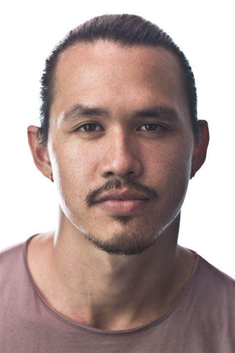 Alexander Hodge - About - Entertainment.ie