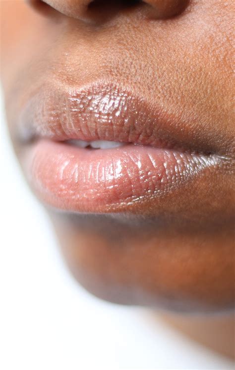 lip tips   ways  achieve healthy beautiful lips amazing