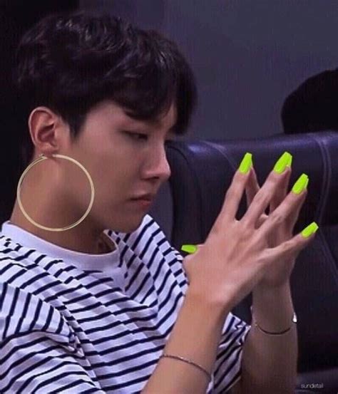 Are You Missing Out on Korean NSFW Twitter? - 897m9j7