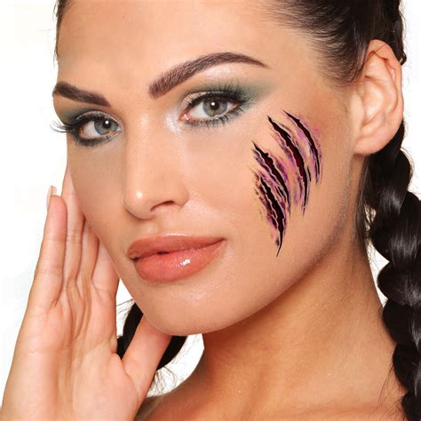Skin cutting tattoo - Bronctattooaus.com