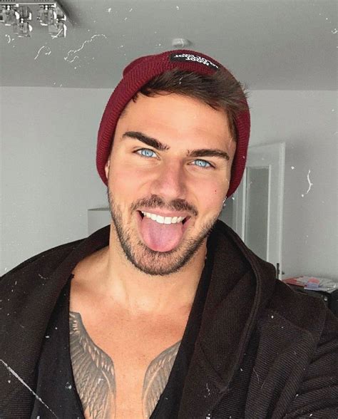 dark hair blue eyes guys 2