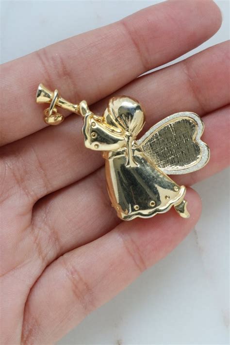 vintage heart angel brooch gem