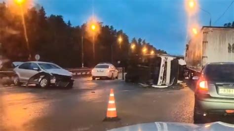 Под Тверью из-за аварии собралась пробка - ТИА