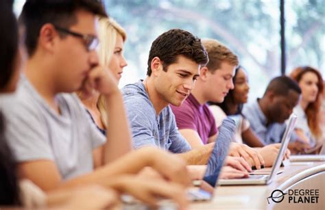 how long does it take to get 60 college credits