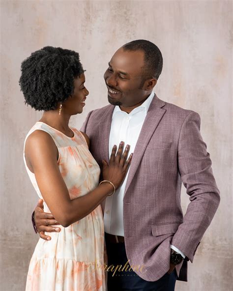 Anniversary gifts, documenting years of marriage through photography