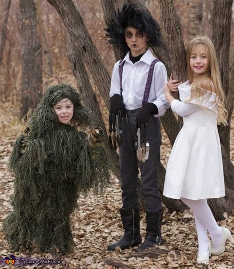 Edward Scissorhands Costume | DIY Costumes for Groups