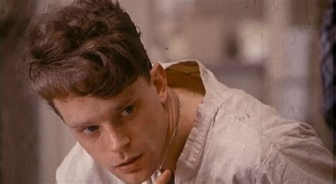 brad dourif  billy bibbit   flew   cuckoos nest actors