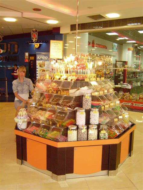 Магазины и услуги - - ТРК "Кольцо"