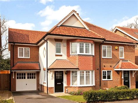 property  rent  claygate surrey savills